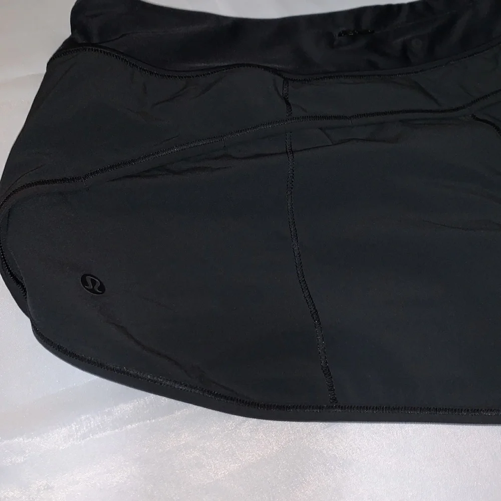 lululemon - Picture 3 of 4